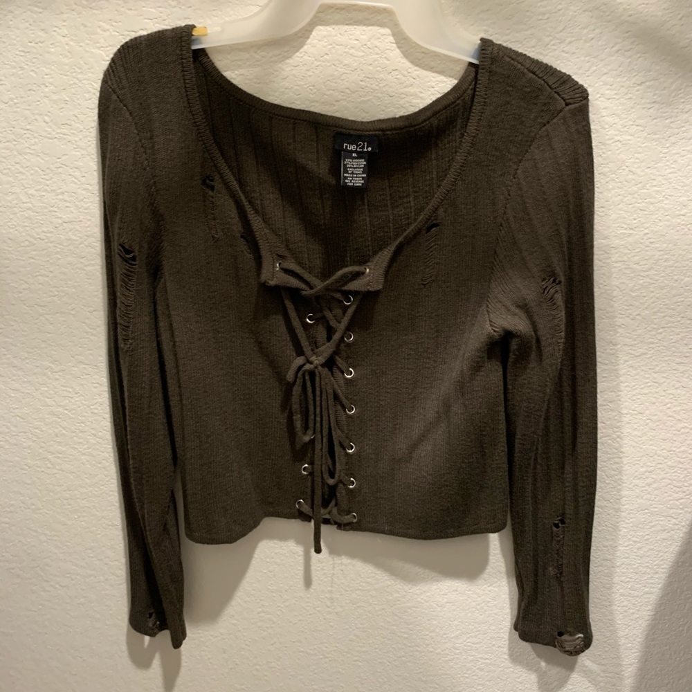 Super cute distressed looking sweater never worn!